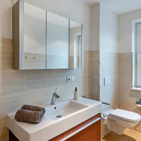 Domizil Eden - Obergeschoss Apartment *