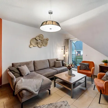Apartment Domizil Eden - Obergeschoss Goehren-Lebbin